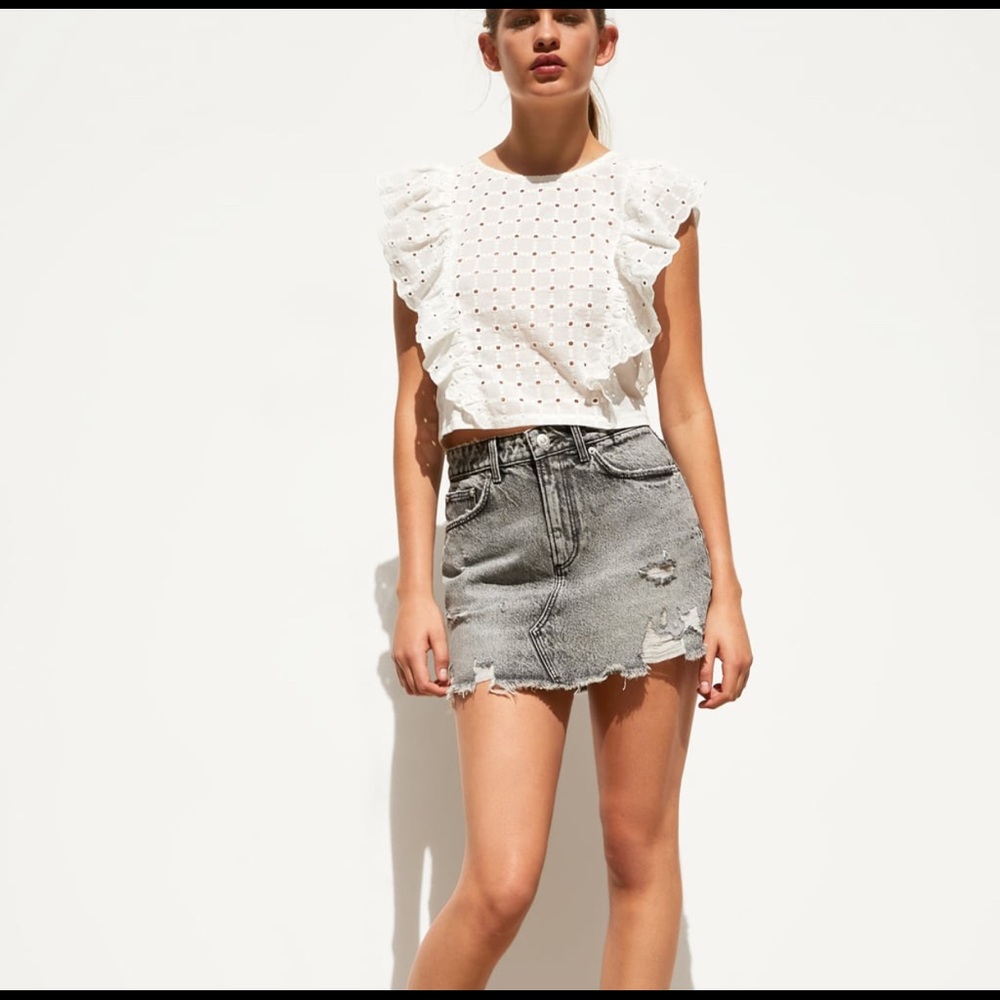 Zara denim mini skirt size XS - EUC